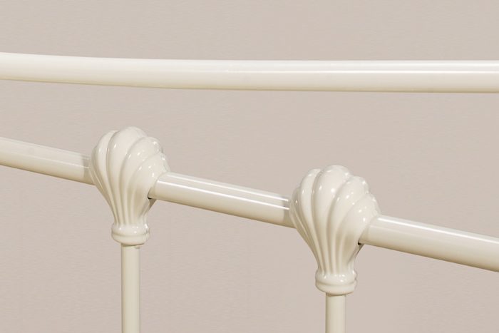 Chantelle Daybed and Trundle - Image 4