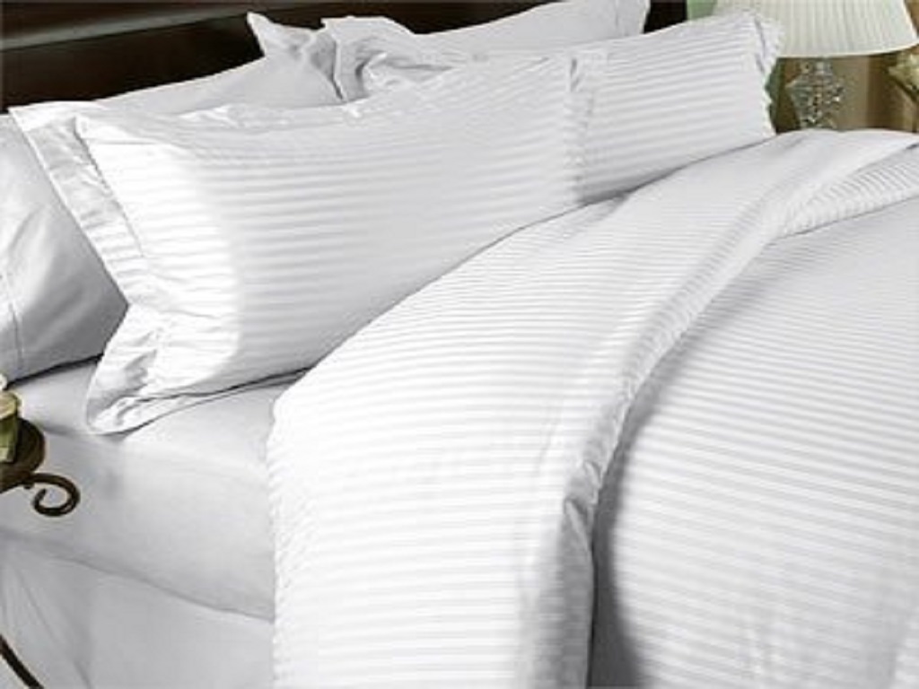 250 Thread Count Luxurious 100 Egyptian Cotton Sateen Stripe Duvet Set